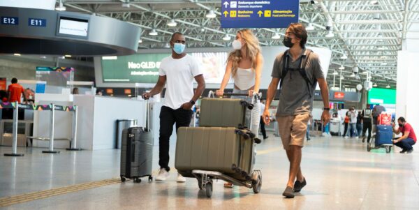 O que posso levar na bagagem em voos nacionais e internacionais? Tiramos as principais dúvidas